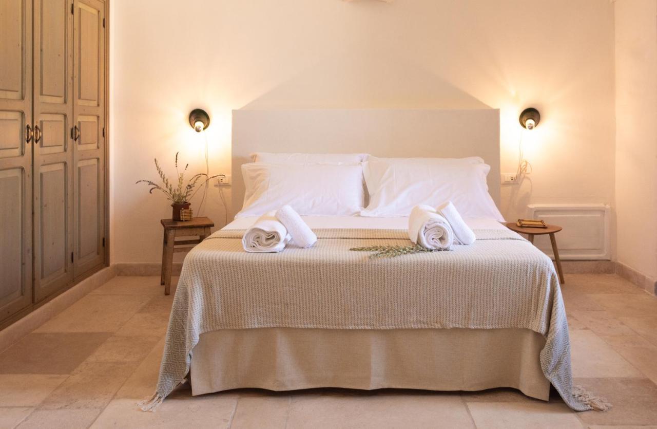 Masseria Gorgognolo Bed & Breakfast Ostuni Bagian luar foto