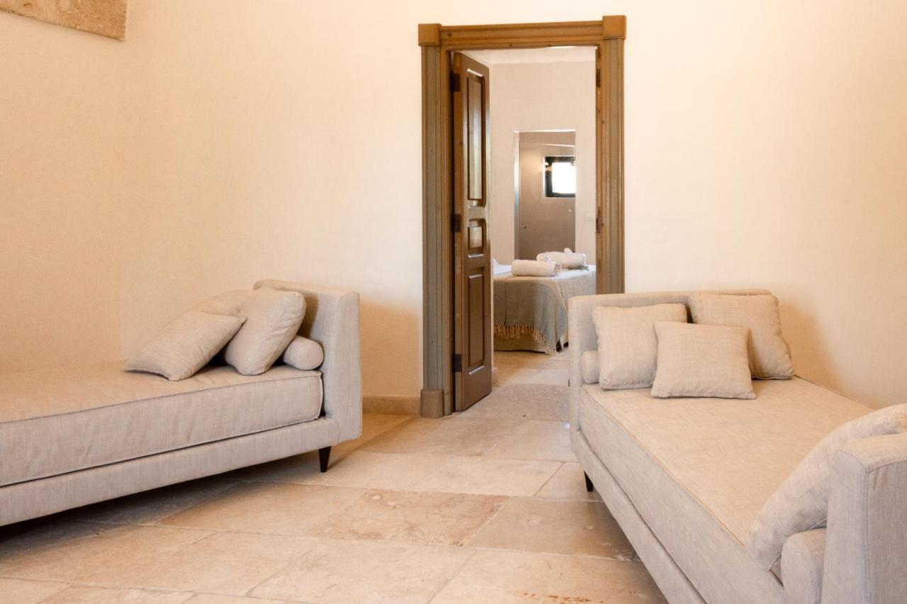 Masseria Gorgognolo Bed & Breakfast Ostuni Bagian luar foto