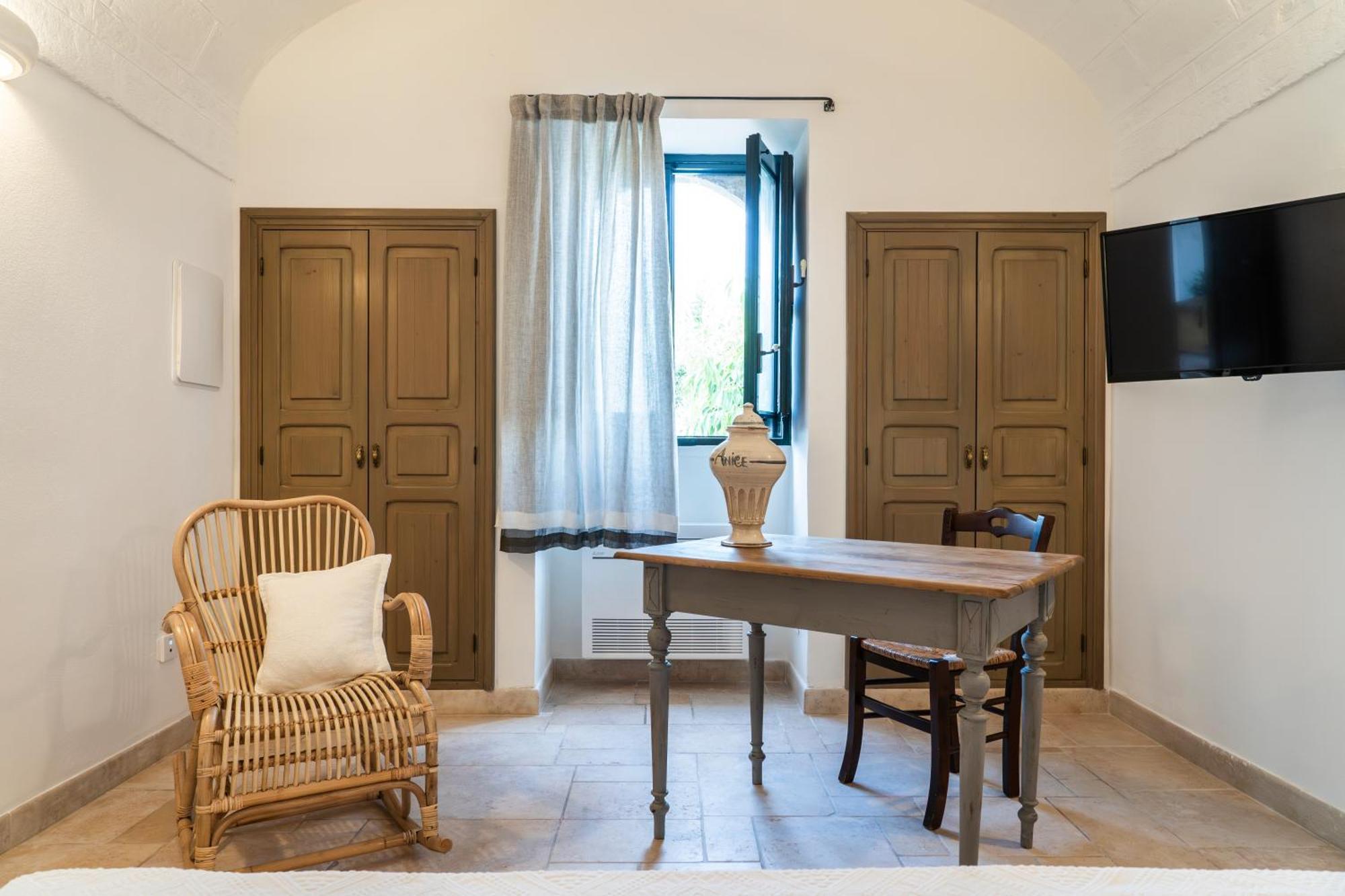 Masseria Gorgognolo Bed & Breakfast Ostuni Bagian luar foto