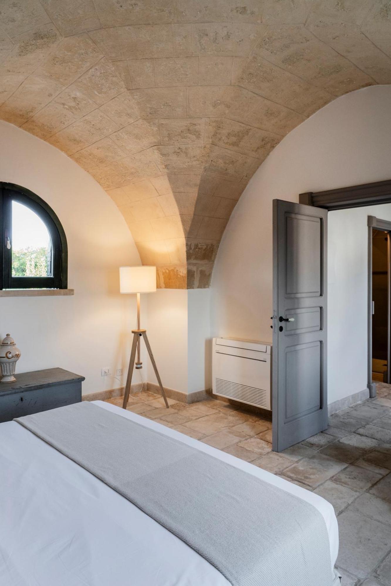 Masseria Gorgognolo Bed & Breakfast Ostuni Bagian luar foto