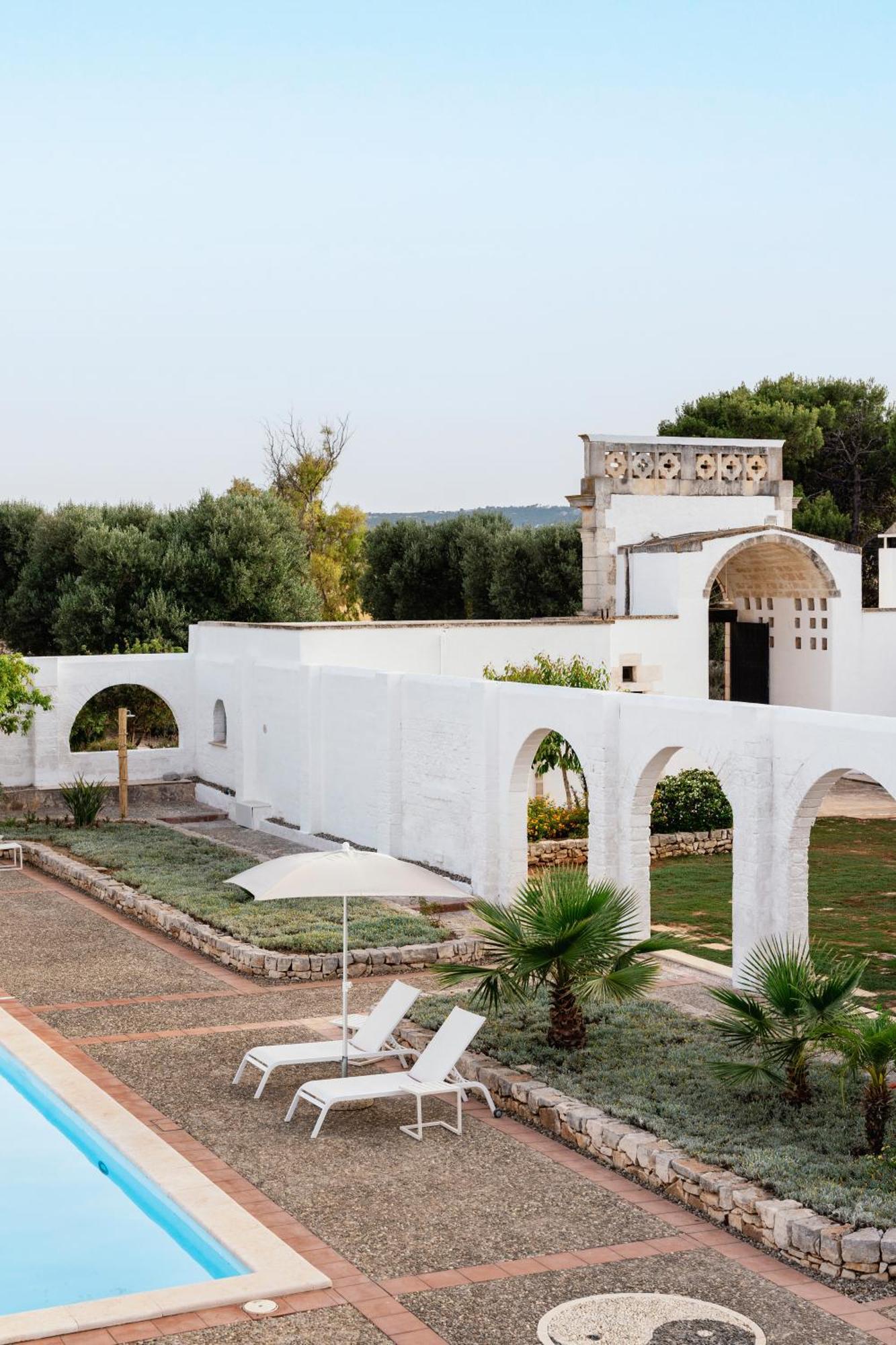 Masseria Gorgognolo Bed & Breakfast Ostuni Bagian luar foto