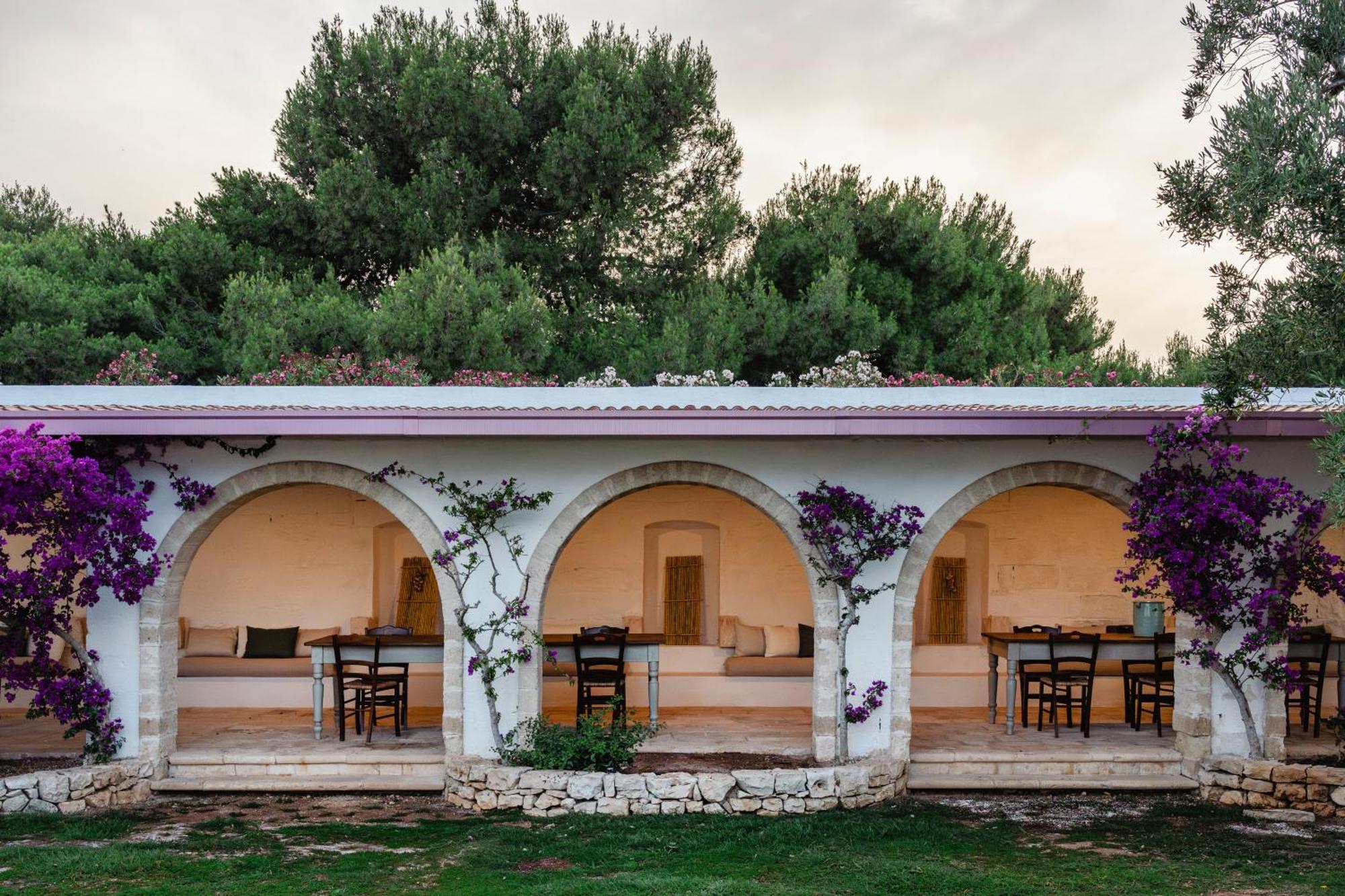 Masseria Gorgognolo Bed & Breakfast Ostuni Bagian luar foto